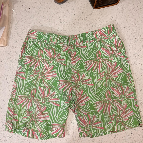 Lilly Pulitzer shorts - Picture 1 of 4
